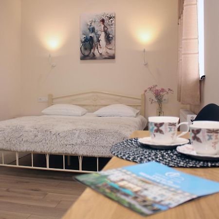 Centralny Hotel Krivoy Rog Ngoại thất bức ảnh