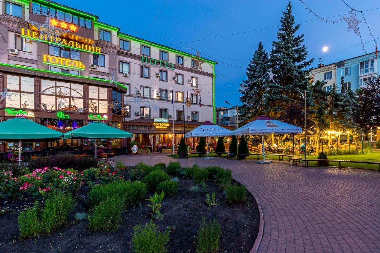Centralny Hotel Krivoy Rog Ngoại thất bức ảnh